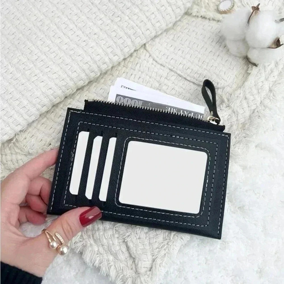 ⚠️Clearance Black And White Slim Cardholder / Wallet - Picture 3 of 4